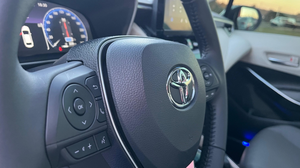 toyota corolla 1.8 vvt-i hybrid flex altis premium cvt 4p automatico 2025