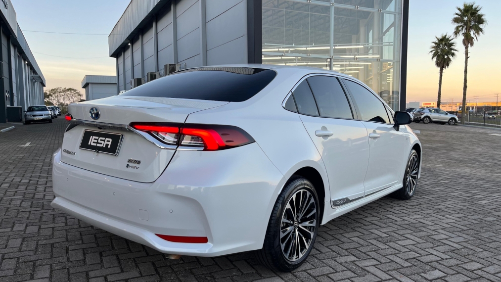 toyota corolla 1.8 vvt-i hybrid flex altis premium cvt 4p automatico 2025