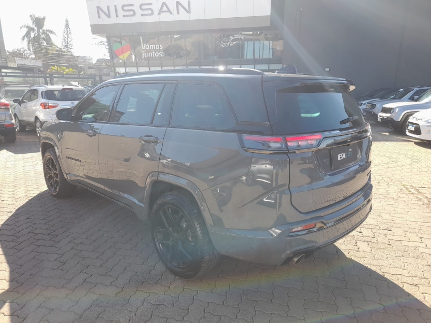jeep commander 2.0 hurricane 4 turbo gasolina blackhawk at9 4.9 4p automatico 2025