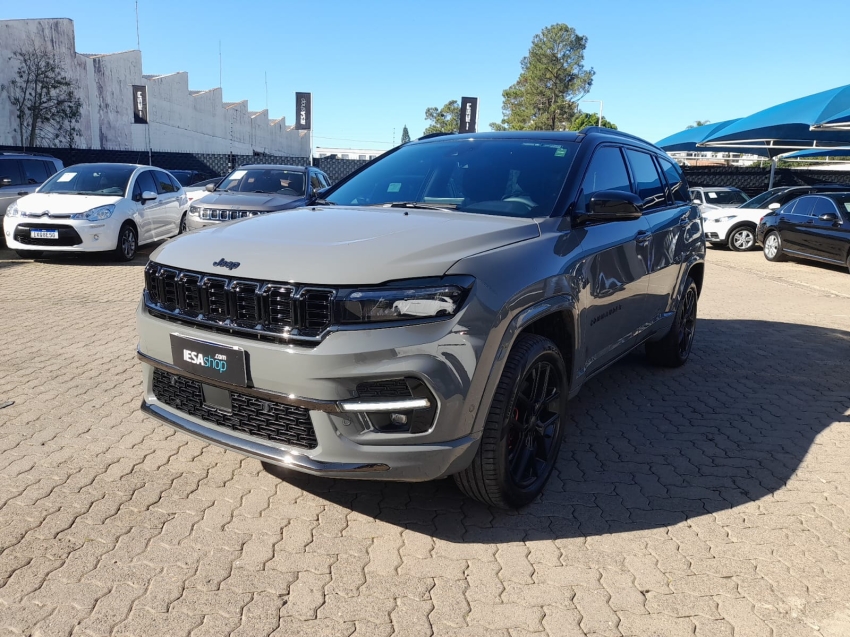 jeep commander 2.0 hurricane 4 turbo gasolina blackhawk at9 4.9 4p automatico 2025