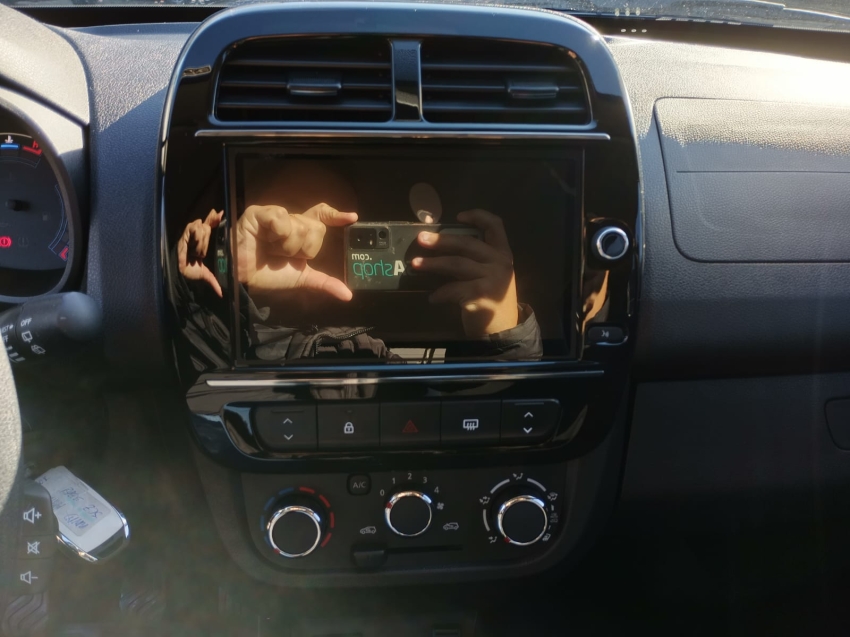 renault kwid 1.0 12v sce flex intense manual 4p 2025