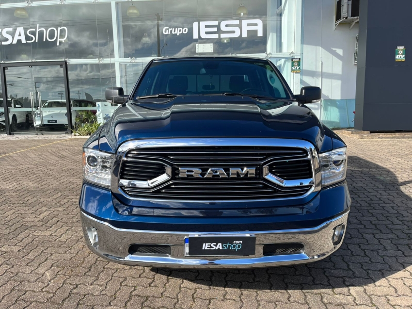 ram classic 5.7 v8 gasolina laramie cd 4x4 automatico 4p 2023