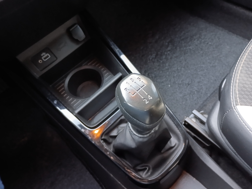 renault kwid 1.0 12v sce flex intense manual 4p 2021