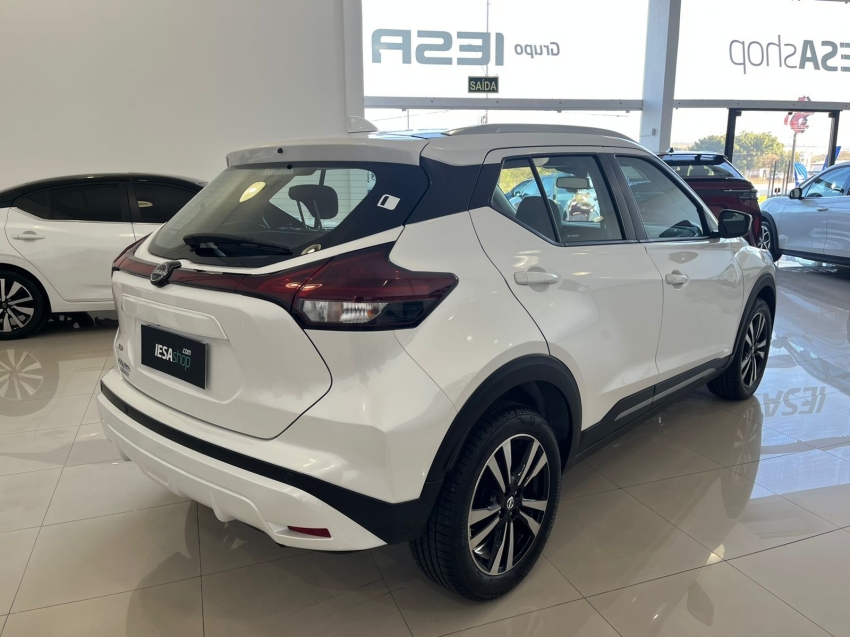 nissan kicks play 1.6 16v flexstart advance plus xtronic 3.9 flex 4p automatico 2025