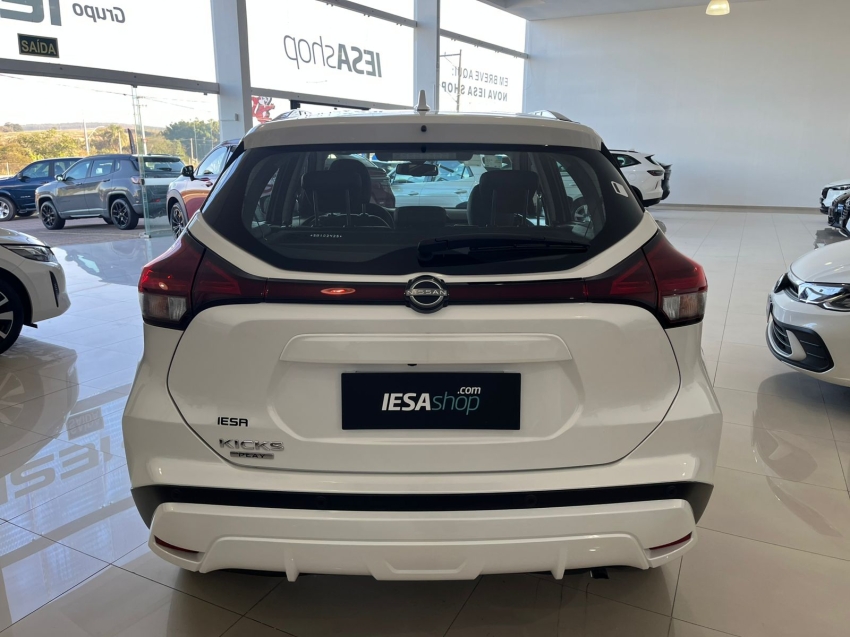 nissan kicks play 1.6 16v flexstart advance plus xtronic 3.9 flex 4p automatico 2025