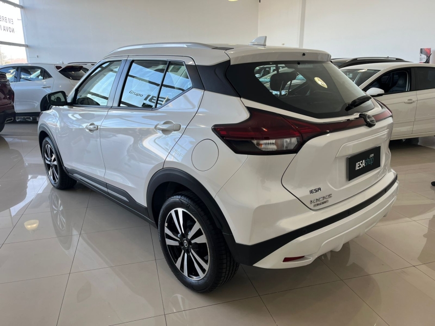 nissan kicks play 1.6 16v flexstart advance plus xtronic 3.9 flex 4p automatico 2025