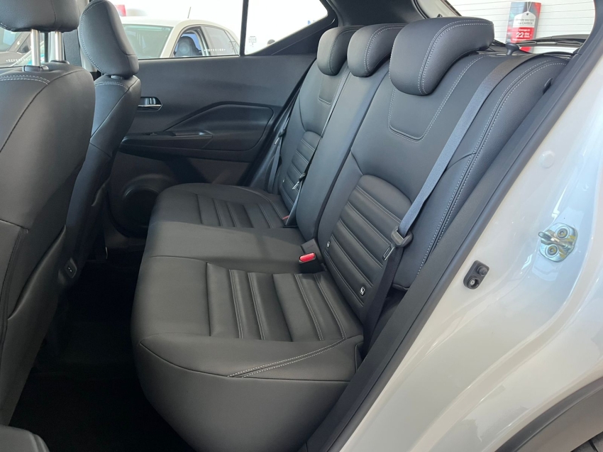 nissan kicks play 1.6 16v flexstart advance plus xtronic 3.9 flex 4p automatico 2025