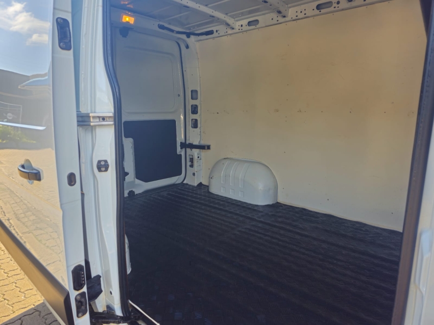 renault master 2.3 dci diesel chassi-cabine l1h1 2p manual 4p 2024