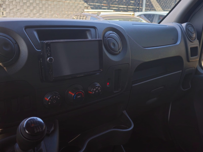 renault master 2.3 dci diesel chassi-cabine l1h1 2p manual 4p 2024