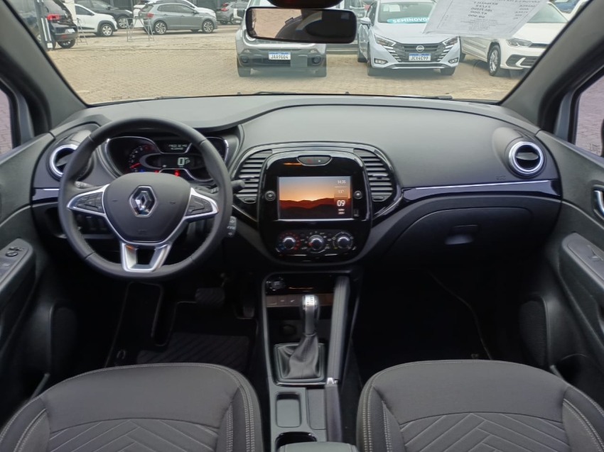 renault captur 1.3 tce flex zen x-tronic 5p automatico 2022