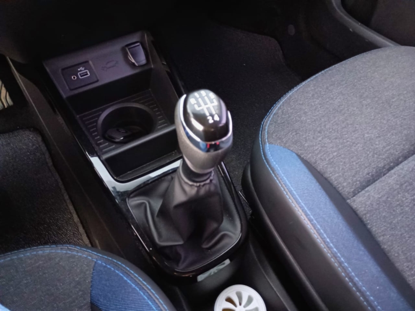 renault kwid 1.0 12v sce flex intense manual 4p 2024