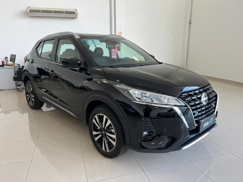 nissan kicks play 1.6 16v flexstart advance plus xtronic 3.9 flex 4p automatico 2025