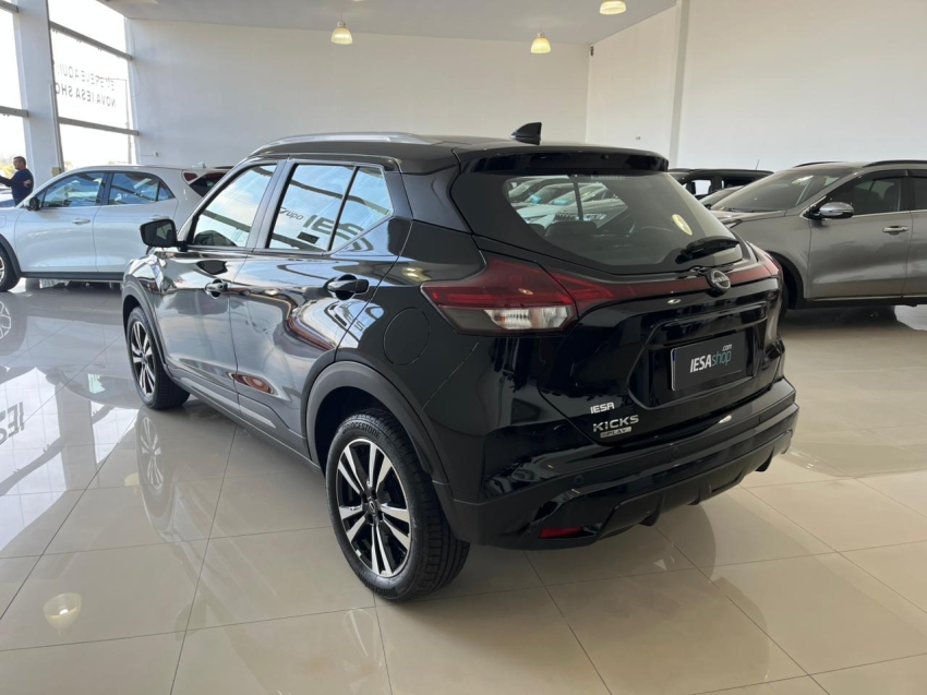 nissan kicks play 1.6 16v flexstart advance plus xtronic 3.9 flex 4p automatico 2025