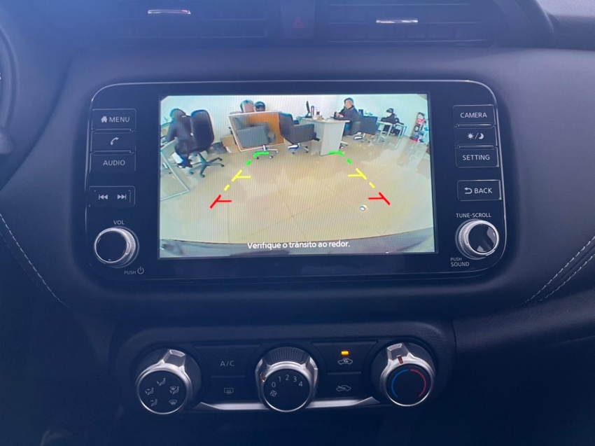 nissan kicks play 1.6 16v flexstart advance plus xtronic 3.9 flex 4p automatico 2025