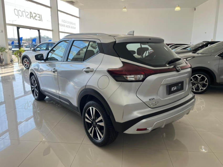 nissan kicks play 1.6 16v flexstart advance plus xtronic 3.9 flex 4p automatico 2025