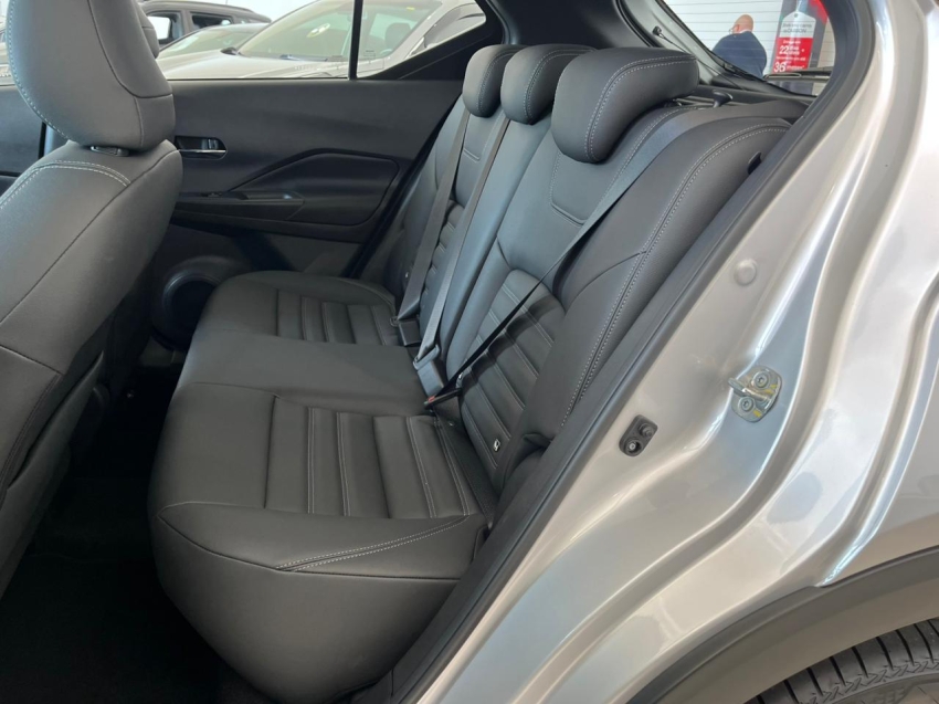 nissan kicks play 1.6 16v flexstart advance plus xtronic 3.9 flex 4p automatico 2025