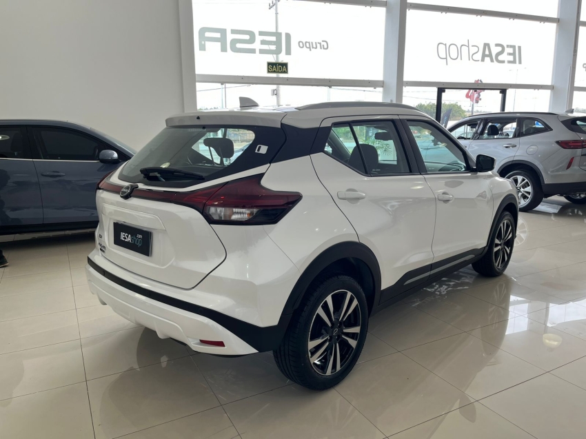 nissan kicks play 1.6 16v flexstart advance plus xtronic 3.9 flex 4p automatico 2025