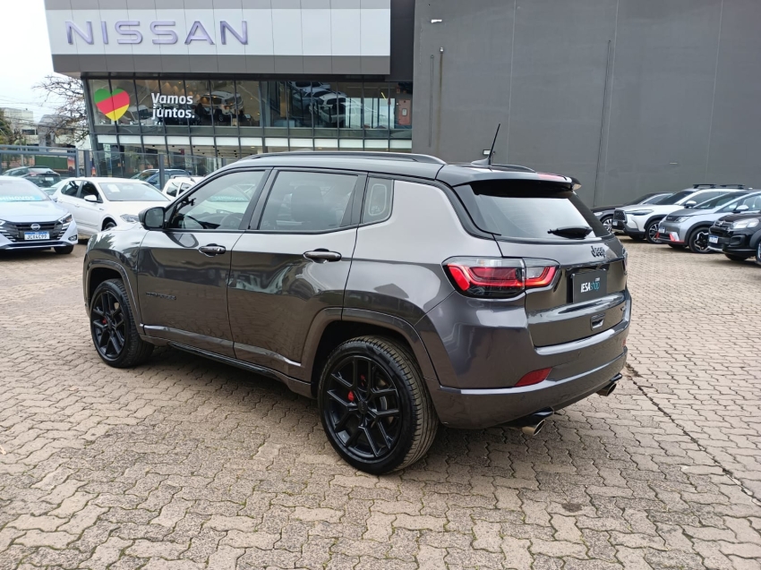 jeep compass 2.0 hurricane 4 turbo gasolina blackhawk at9 1.9 4p automatico 2025