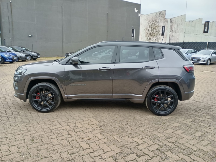 jeep compass 2.0 hurricane 4 turbo gasolina blackhawk at9 1.9 4p automatico 2025