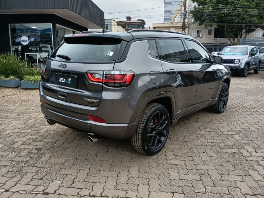jeep compass 2.0 hurricane 4 turbo gasolina blackhawk at9 1.9 4p automatico 2025