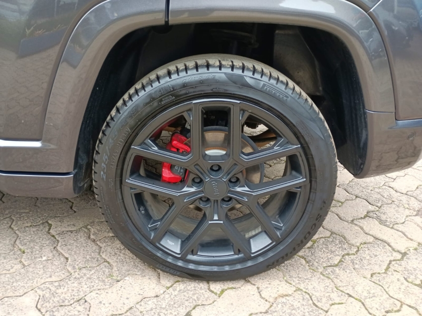 jeep compass 2.0 hurricane 4 turbo gasolina blackhawk at9 1.9 4p automatico 2025