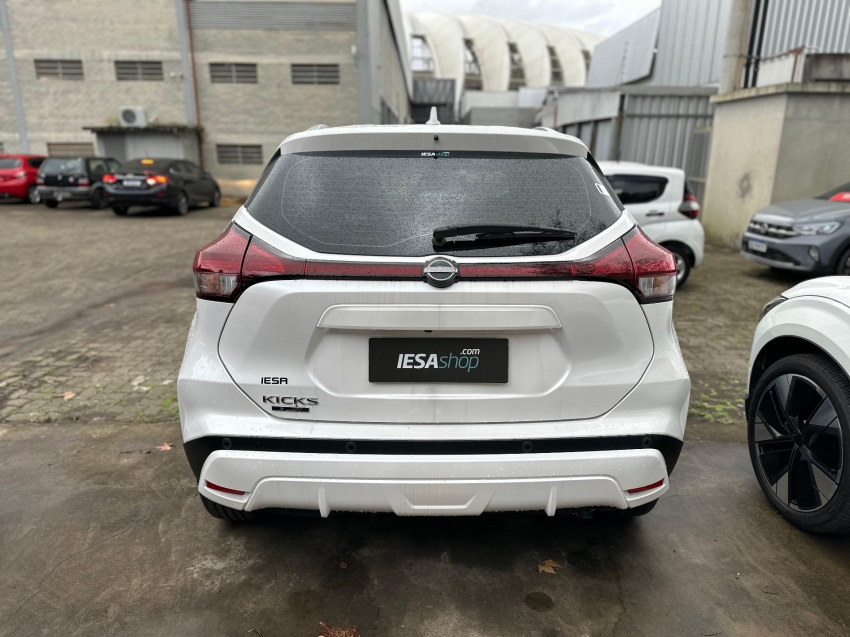 nissan kicks play 1.6 16v flexstart advance plus xtronic 1.5 flex 4p automatico 2025
