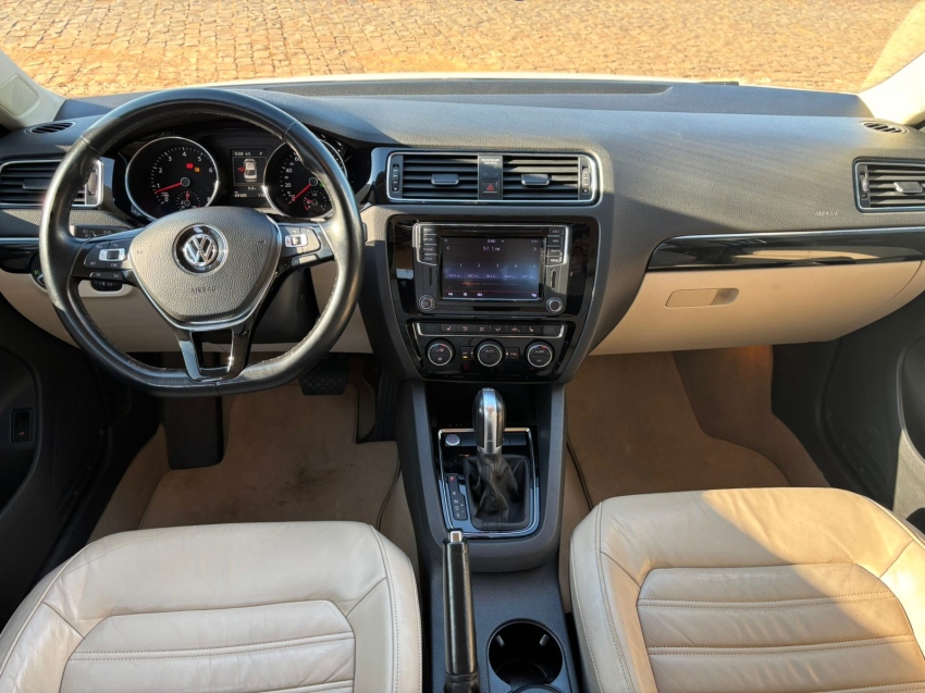 volkswagen jetta 2.0 tsi highline 211cv gasolina 4p tiptronic automatico 2016