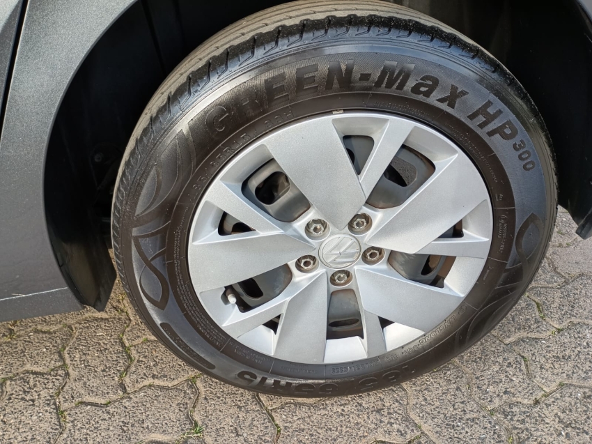 volkswagen polo 1.0 mpi total flex manual 4p 2023
