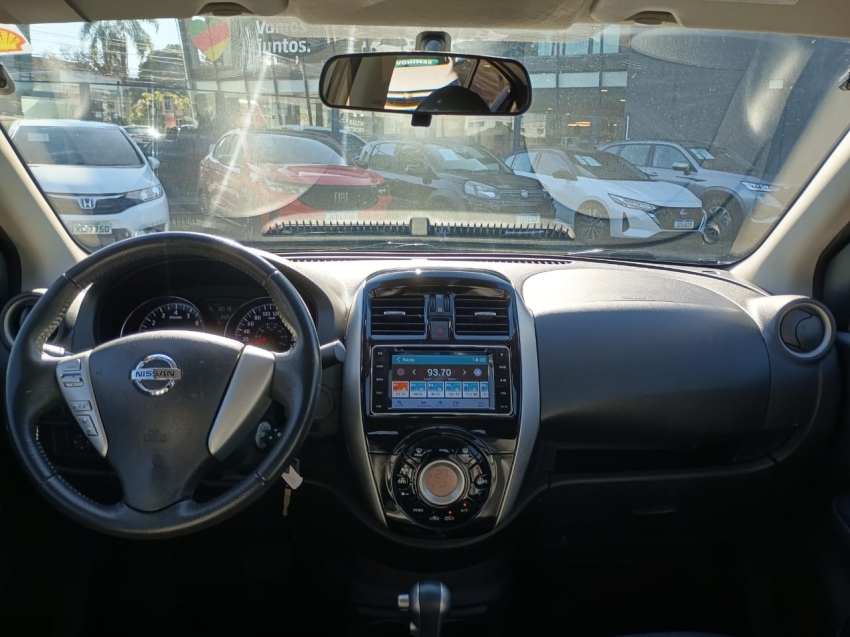 nissan versa 1.6 16v flexstart unique 4p xtronic flex automatico 2017