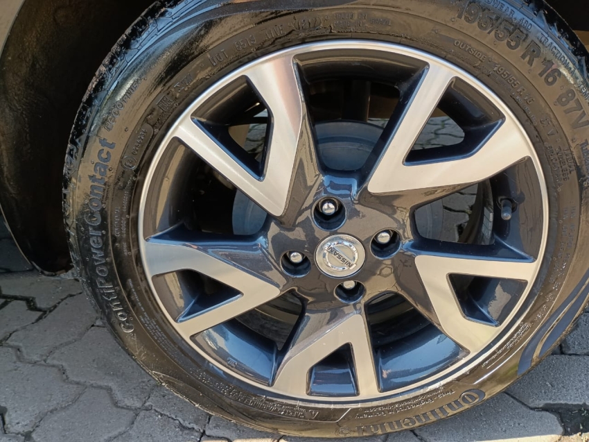 nissan versa 1.6 16v flexstart unique 4p xtronic flex automatico 2017