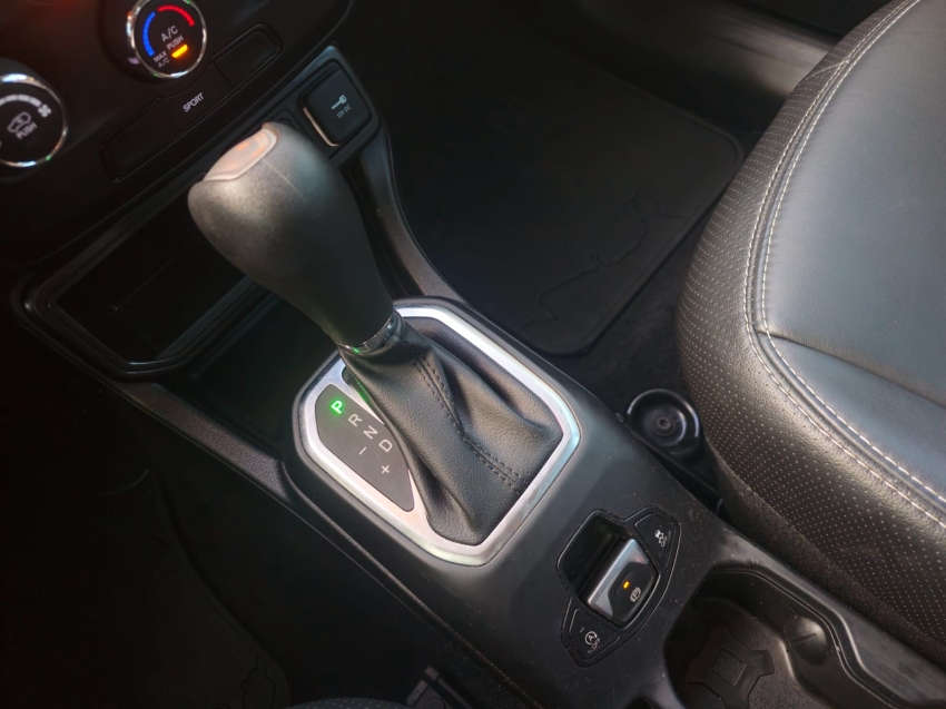 jeep renegade 1.3 t270 turbo flex sport at6 4p automatico 2022