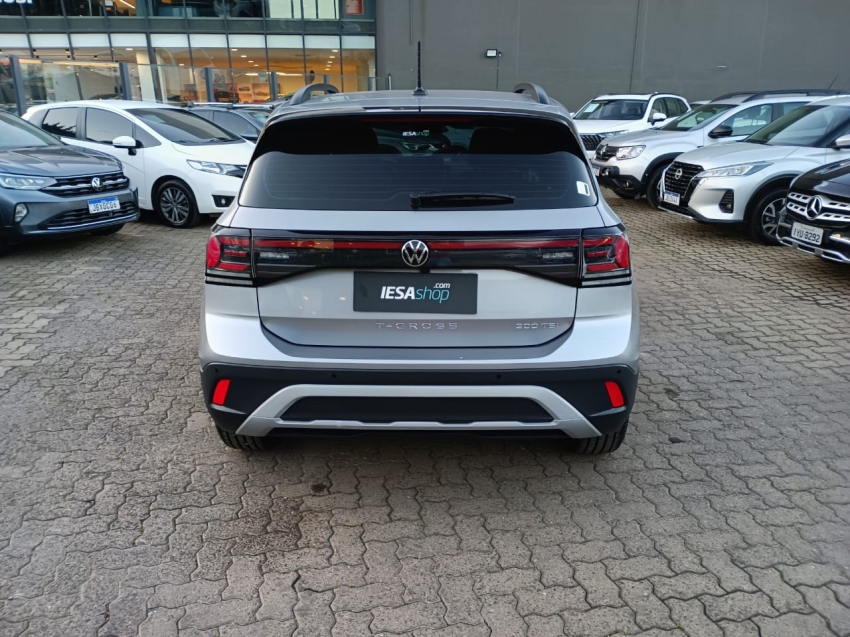 volkswagen t-cross 1.0 200 tsi total flex comfortline automatico 4p 2025