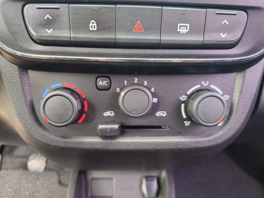renault kwid 1.0 12v sce flex zen manual 4p 2023