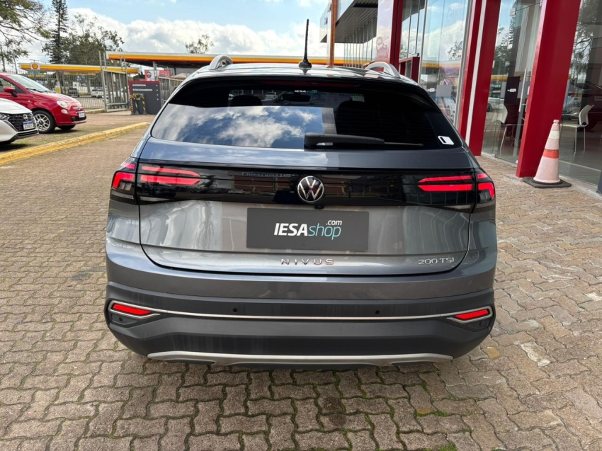 volkswagen nivus 1.0 200 tsi total flex highline automatico 5p 2023