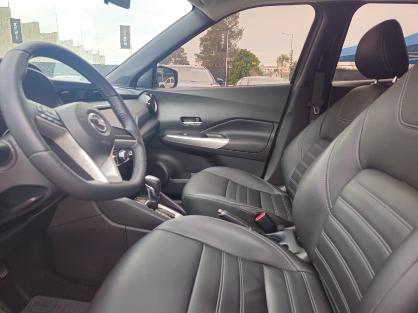 nissan kicks 1.6 16v flexstart sv 4p xtronic flex 5p automatico 2019