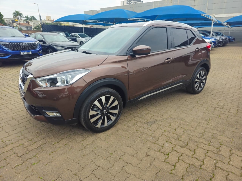 Nissan Kicks     2019