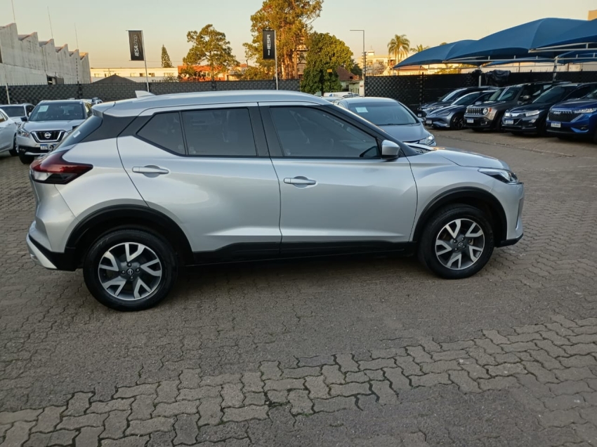 nissan kicks 1.6 16v flexstart advance xtronic flex 5p automatico 2023