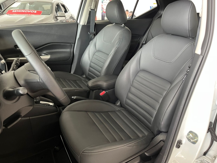 nissan kicks play 1.6 16v flexstart advance plus xtronic 1.5 flex 4p automatico 2025