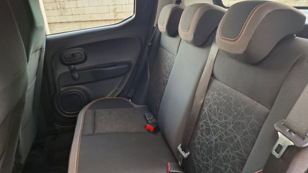 fiat mobi 1.0 evo flex trekking manual 4p 2025