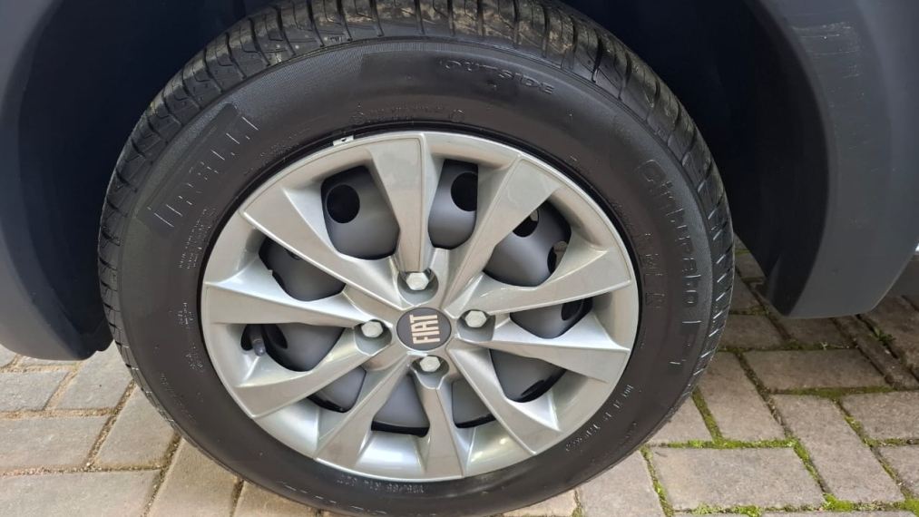 fiat mobi 1.0 evo flex trekking manual 4p 2025