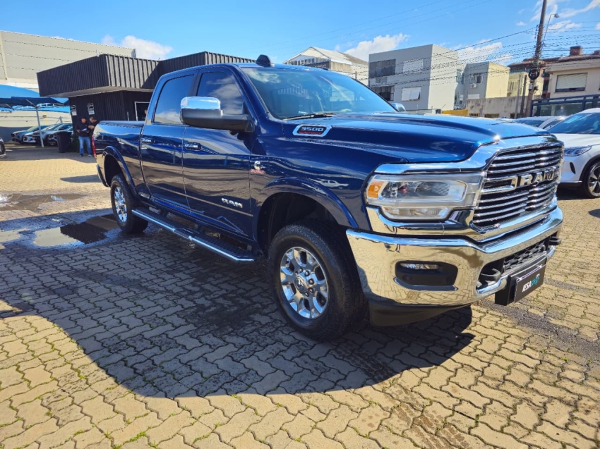 ram 3500 6.7 i6 turbo diesel laramie cd 4x4 automatico 4p 2022