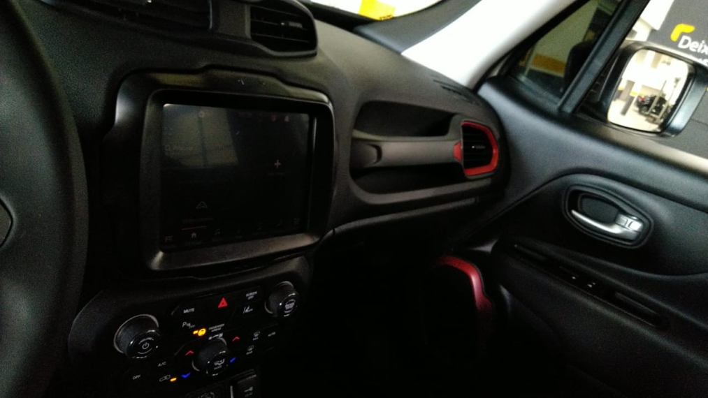 jeep renegade 1.3 t270 turbo flex trailhawk 4x4 at9 4p automatico 2025