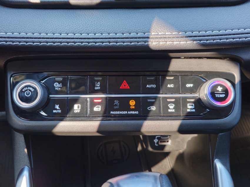 fiat fastback 1.0 turbo 200 hybrid audace cvt 1.1 hibrido 4p automatico 2025