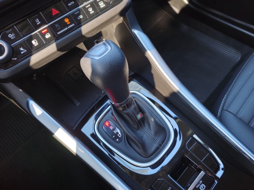 fiat fastback 1.0 turbo 200 hybrid audace cvt 1.1 hibrido 4p automatico 2025