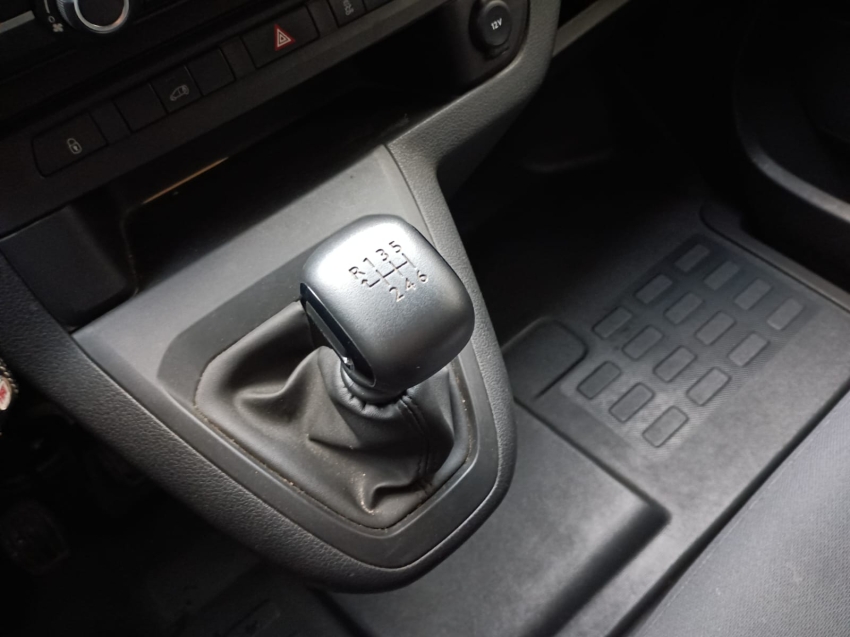 fiat scudo 1.5 bluehdi diesel cargo manual 3p 2024