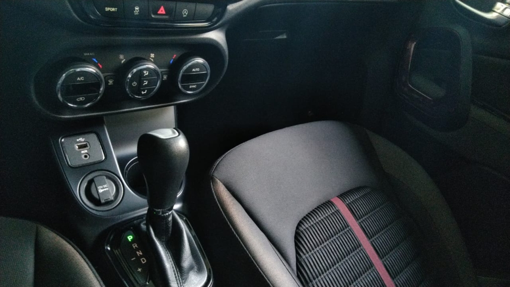 fiat toro 1.8 16v evo flex freedom at6 4p automatico 2019
