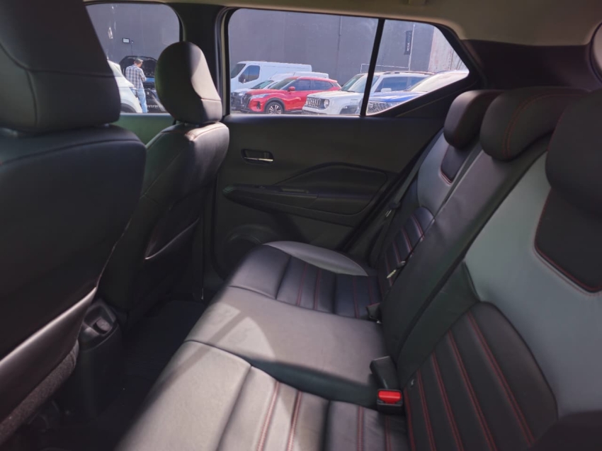 nissan kicks 1.6 16v flexstart xplay xtronic flex 4p automatico 2022