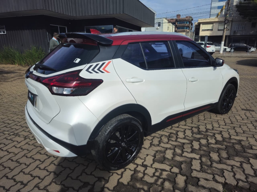 nissan kicks 1.6 16v flexstart xplay xtronic flex 4p automatico 2022