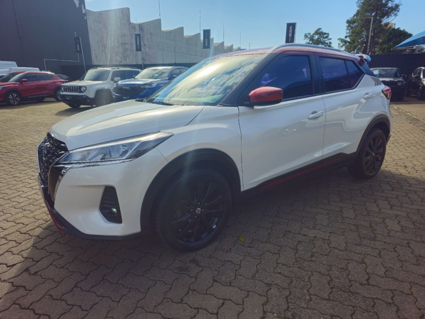 nissan kicks 1.6 16v flexstart xplay xtronic flex 4p automatico 2022
