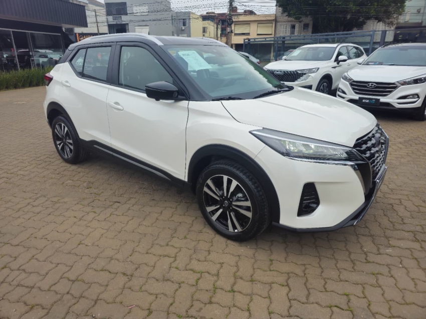 nissan kicks 1.6 16v flexstart exclusive xtronic flex 5p automatico 2024
